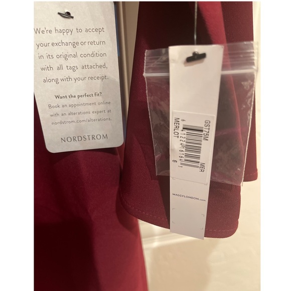 Maggy London Red Dress - Picture 4 of 7